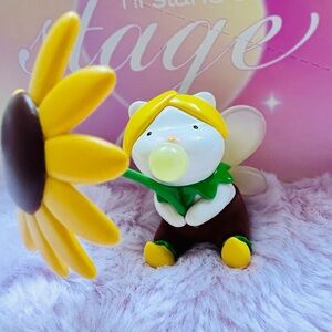 Repolar Series Figure - Daisy Flower